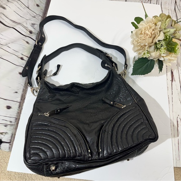 Cynthia Rowley Large Black Leather Slouchy Shoulder Bag with Quilted Zip Detail - Picture 8 of 14